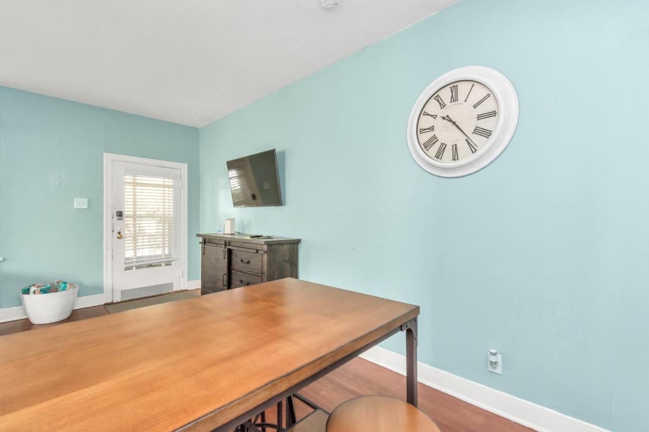 2 Kitchens,2 Living Rooms,4 Bedrooms-Close To All! 加尔维斯敦 外观 照片
