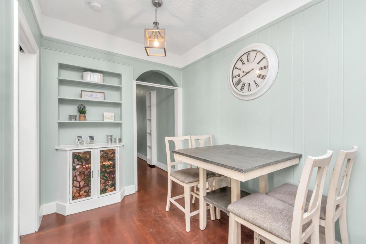 2 Kitchens,2 Living Rooms,4 Bedrooms-Close To All! 加尔维斯敦 外观 照片